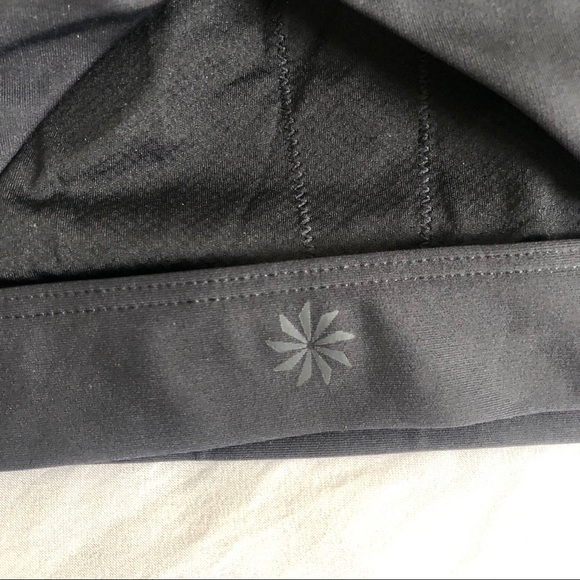 ATHLETA Ultimate Sports Bra in Supersonic- S / A-C - Picture 12 of 16